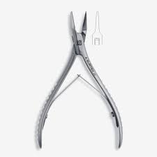 Nail cutter